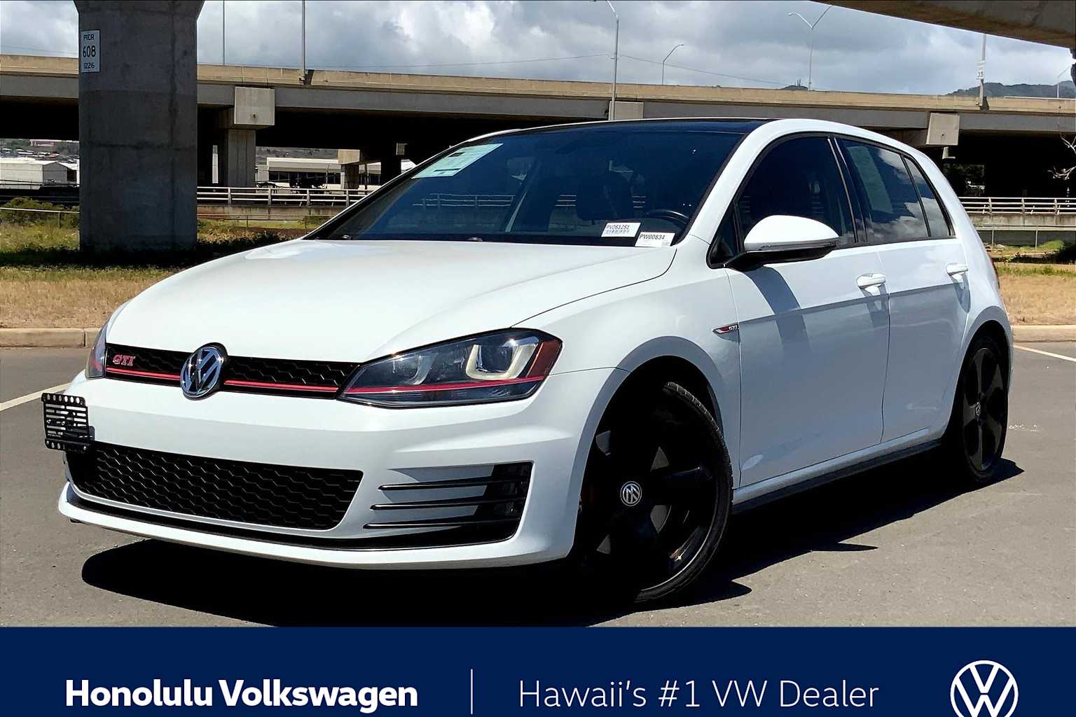 Thumbnail: 2017 Volkswagen Golf - 1