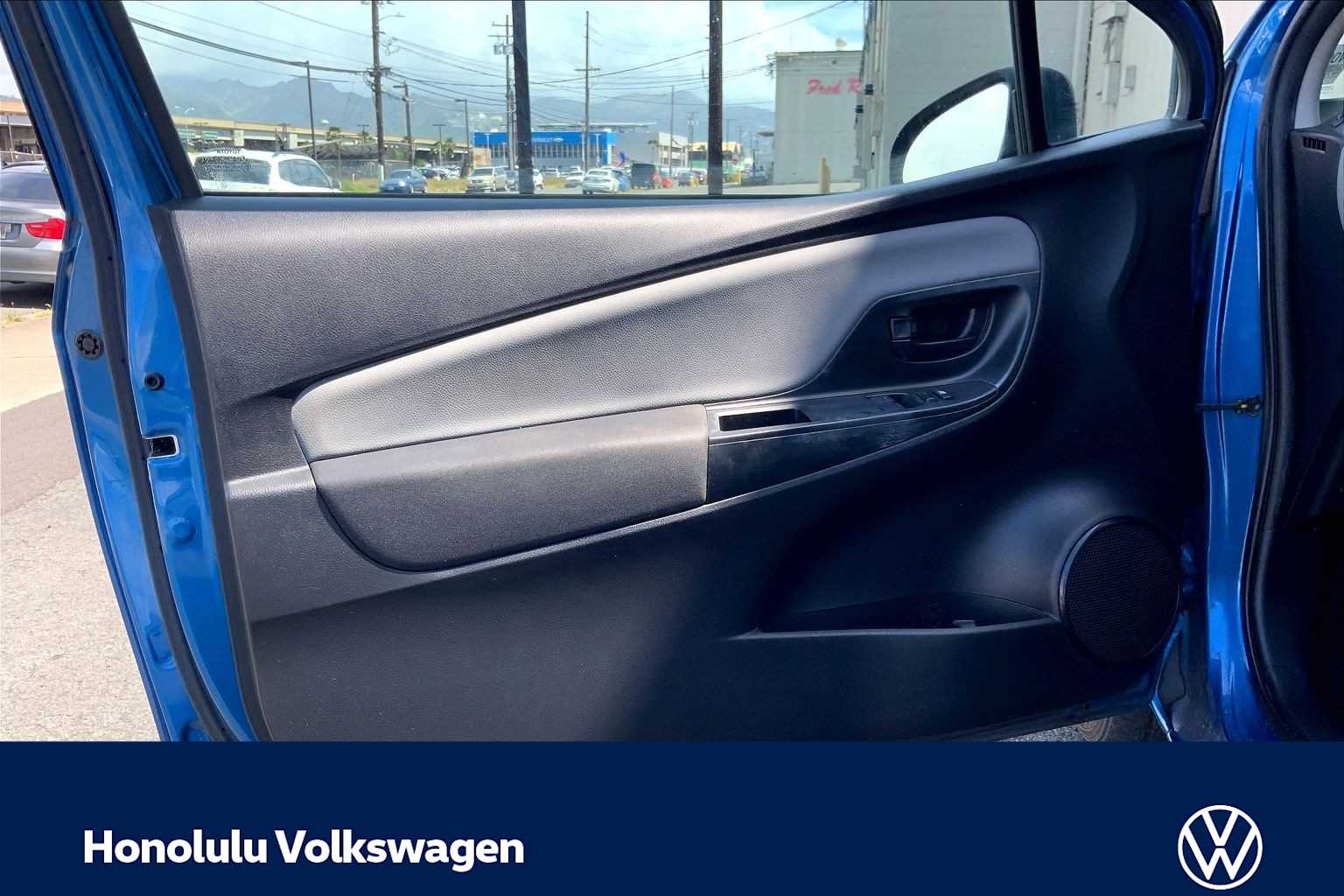 Thumbnail: 2016 Toyota Yaris - 25