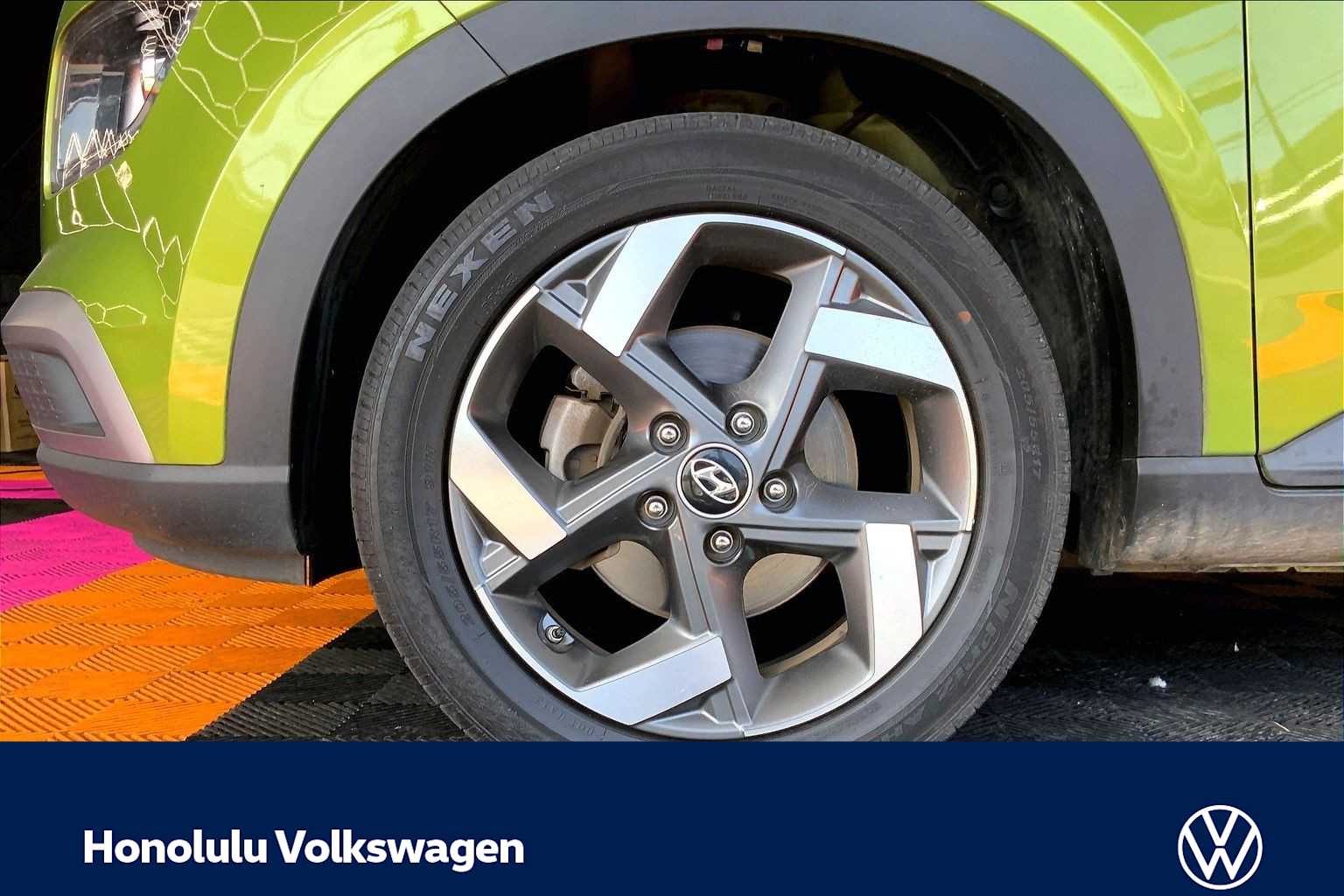 Thumbnail: 2022 Hyundai Venue - 8