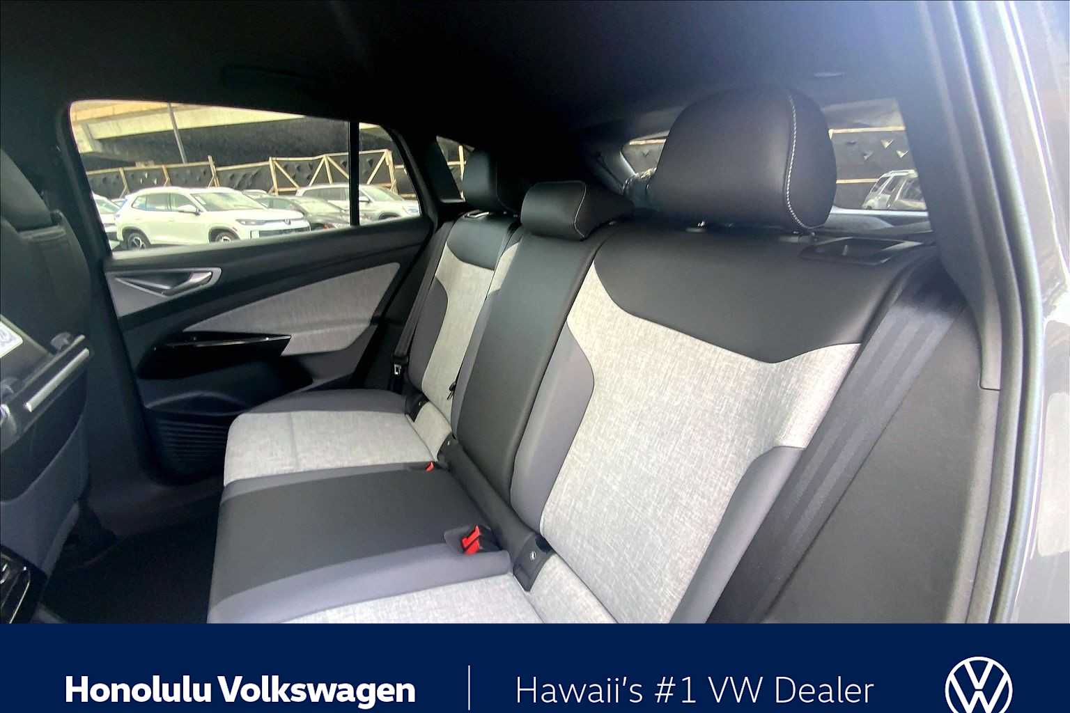 Thumbnail: 2025 Volkswagen ID.4 - 13