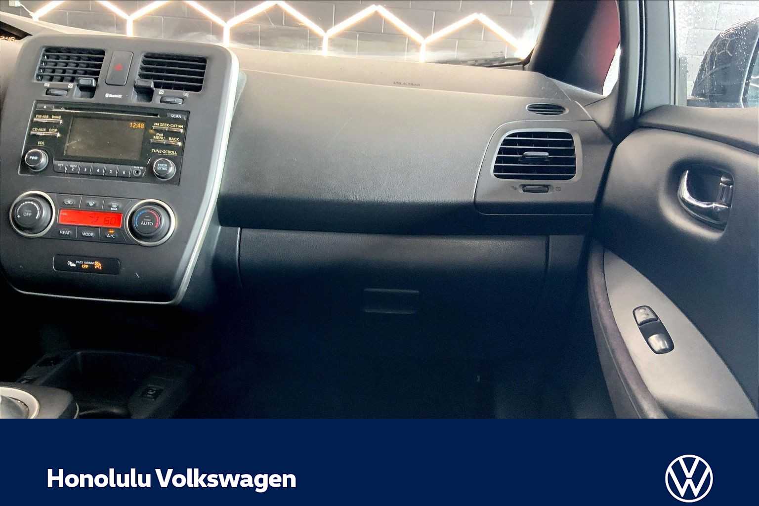 Thumbnail: 2013 Nissan Leaf - 21