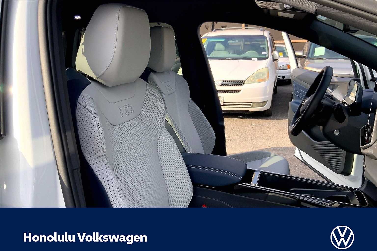 Thumbnail: 2025 Volkswagen ID.4 - 14