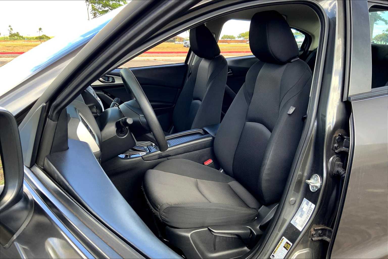 Thumbnail: 2018 Mazda Mazda3 - 10
