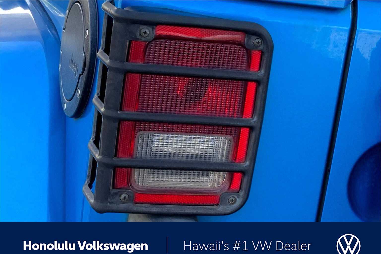 Thumbnail: 2014 Jeep Wrangler - 31