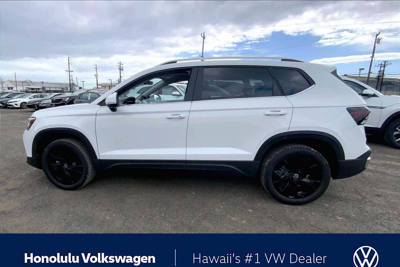 Thumbnail: 2026 Volkswagen Taos - 3