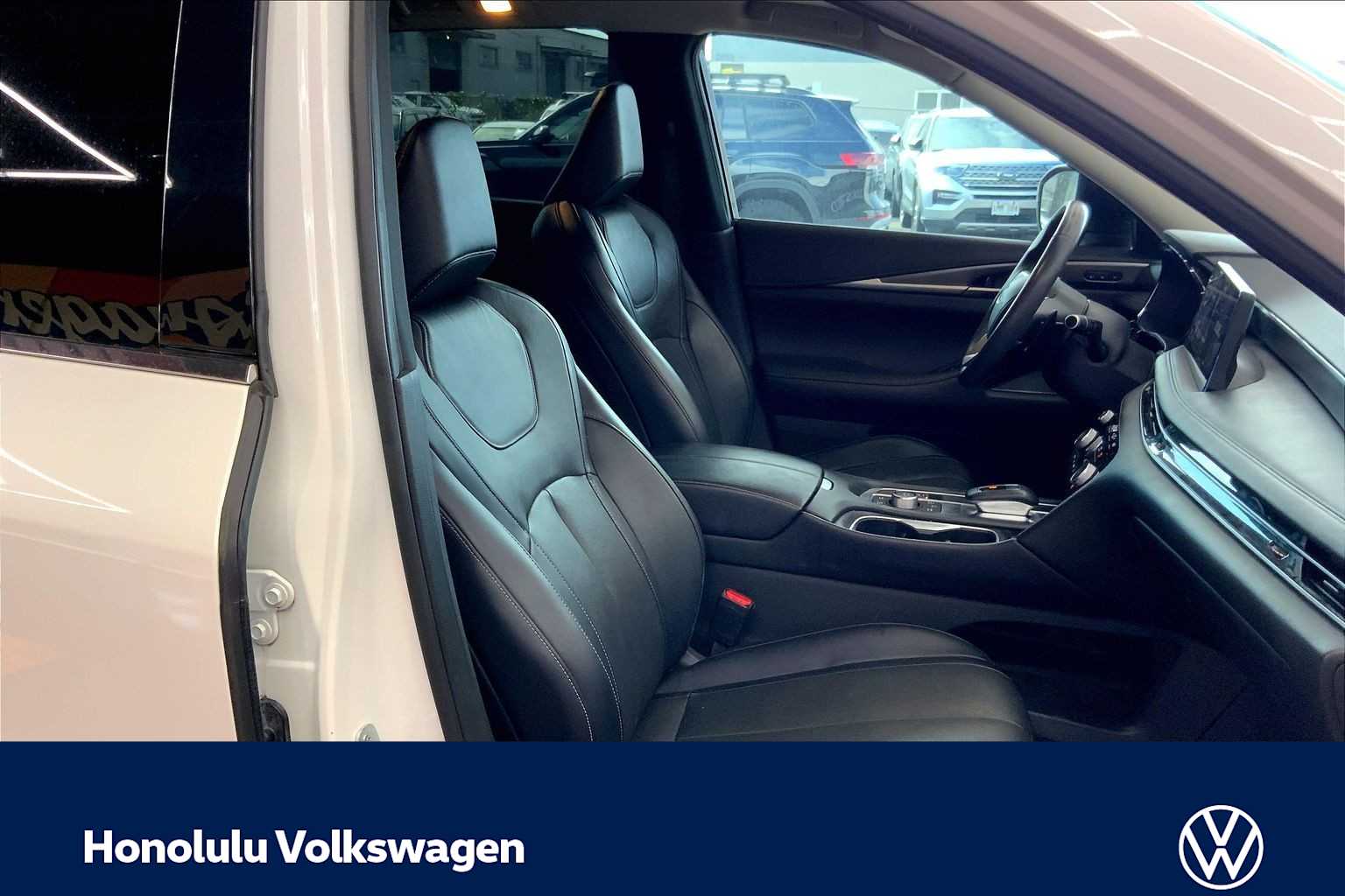 Thumbnail: 2023 INFINITI QX60 - 12