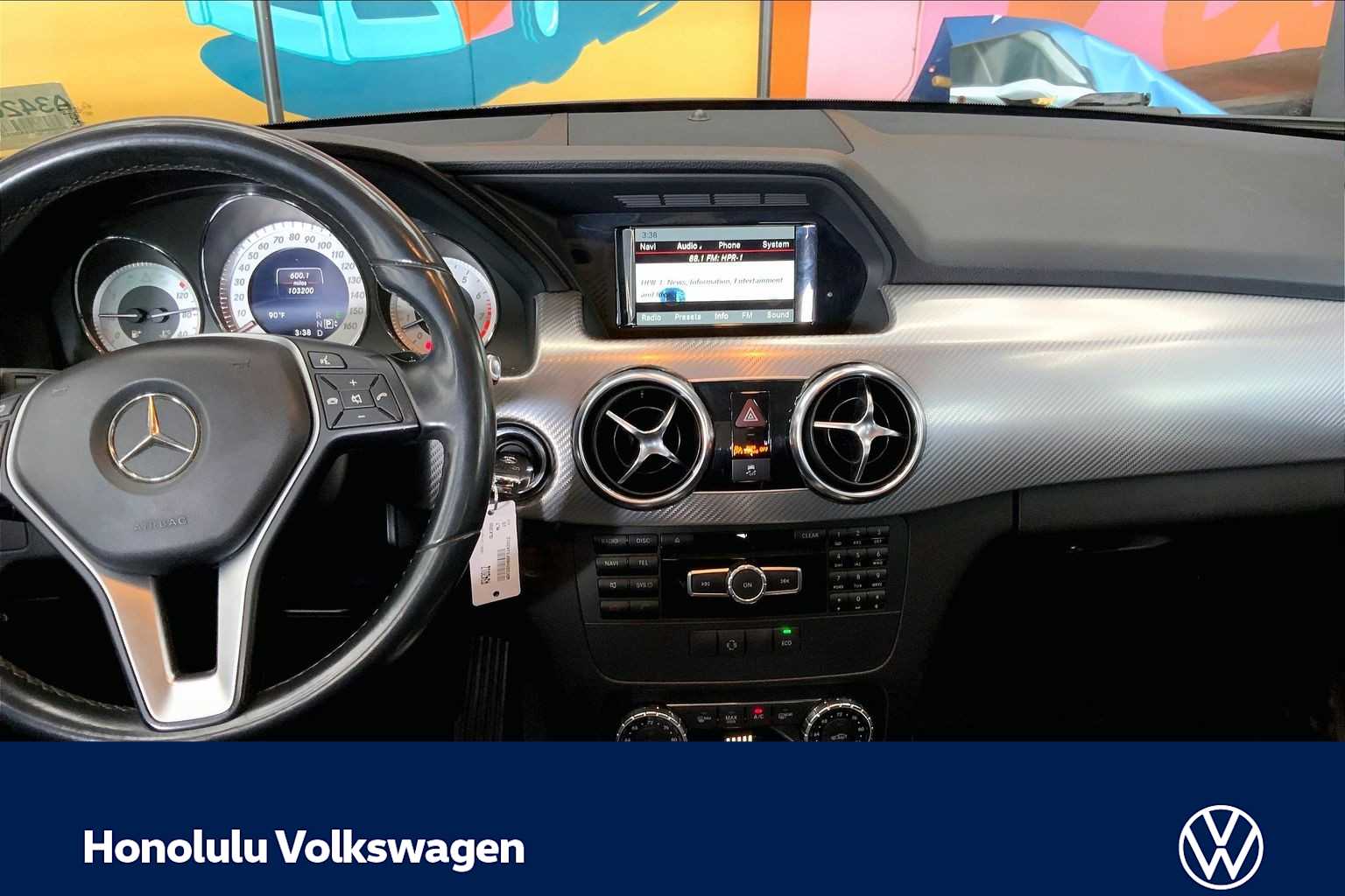 Thumbnail: 2015 Mercedes-Benz GLK - 14