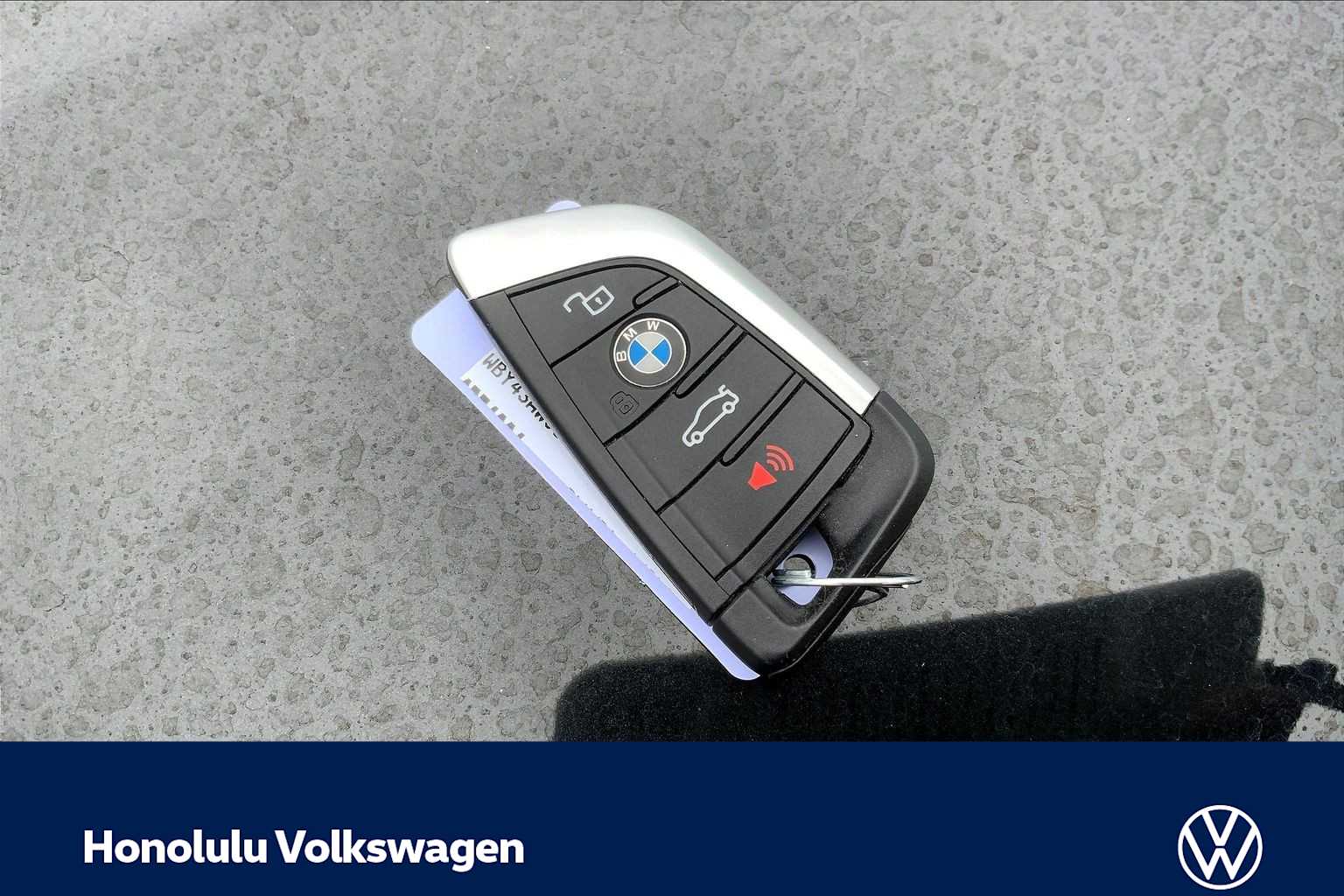 Thumbnail: 2023 BMW i4 - 18