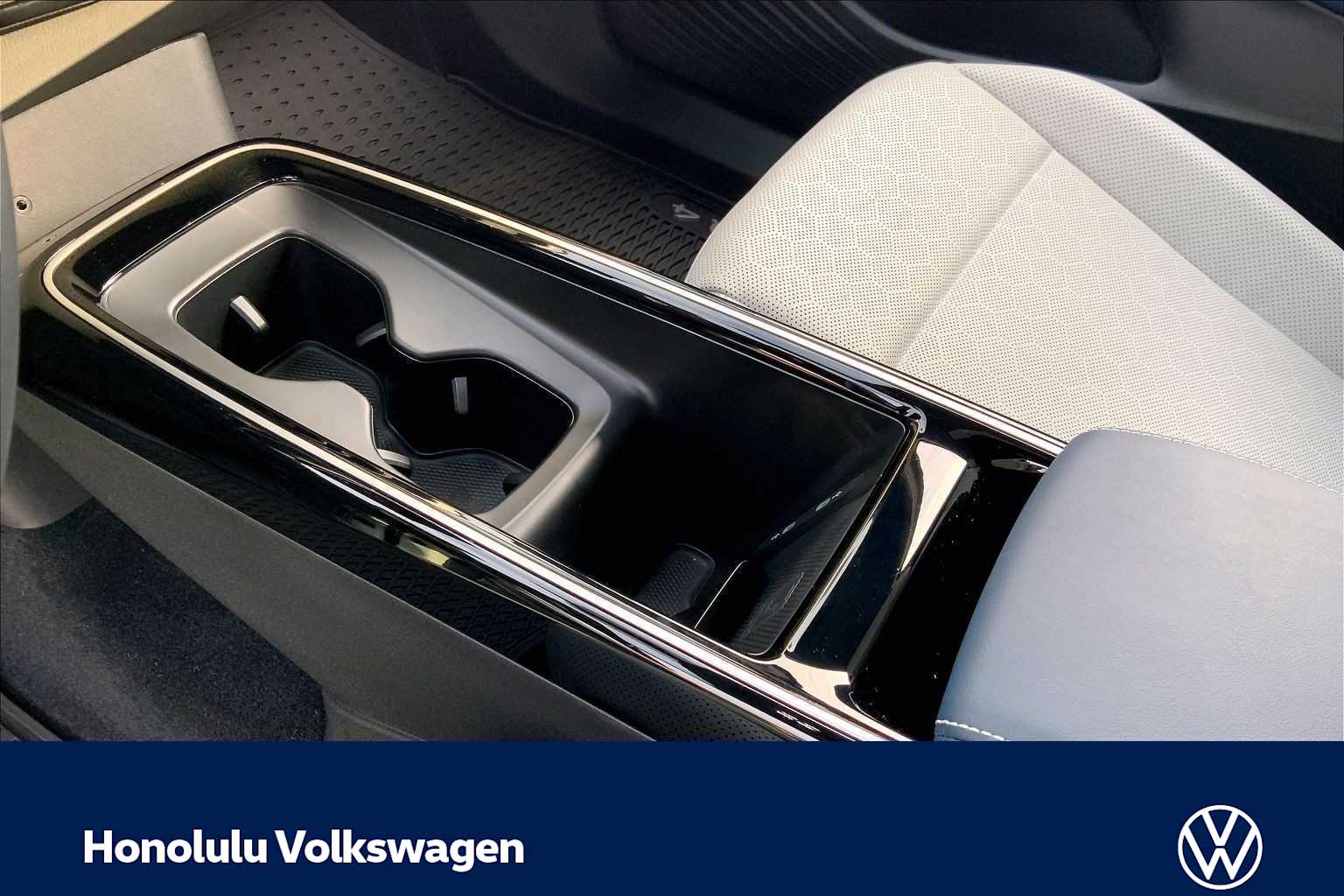 Thumbnail: 2025 Volkswagen ID.4 - 17