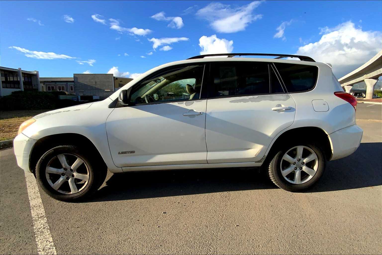 Thumbnail: 2008 Toyota RAV4 - 3