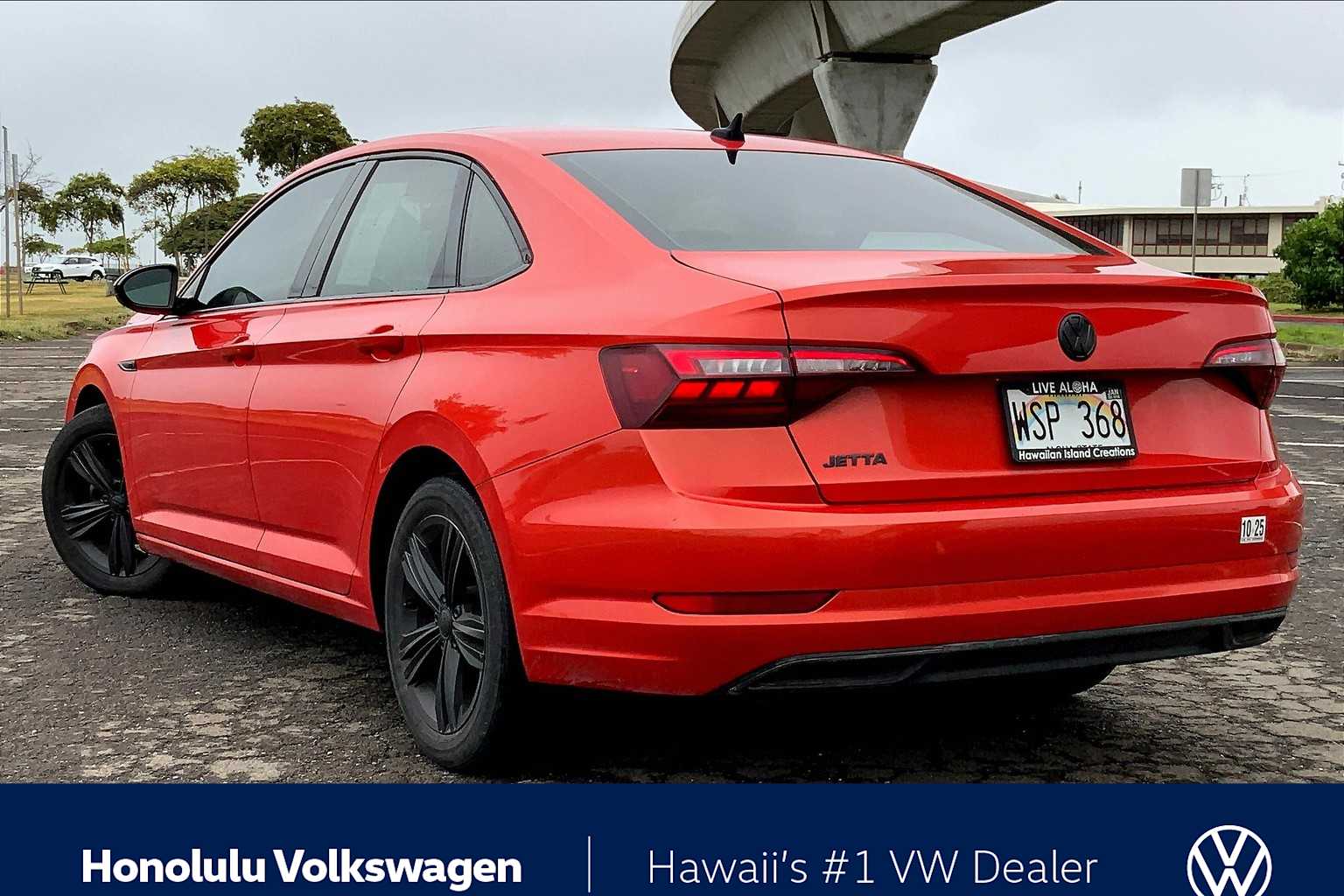 2021 Volkswagen Jetta 1.4T R-Line photo 4