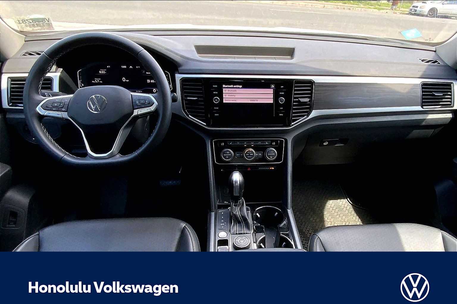 Thumbnail: 2023 Volkswagen Atlas - 10