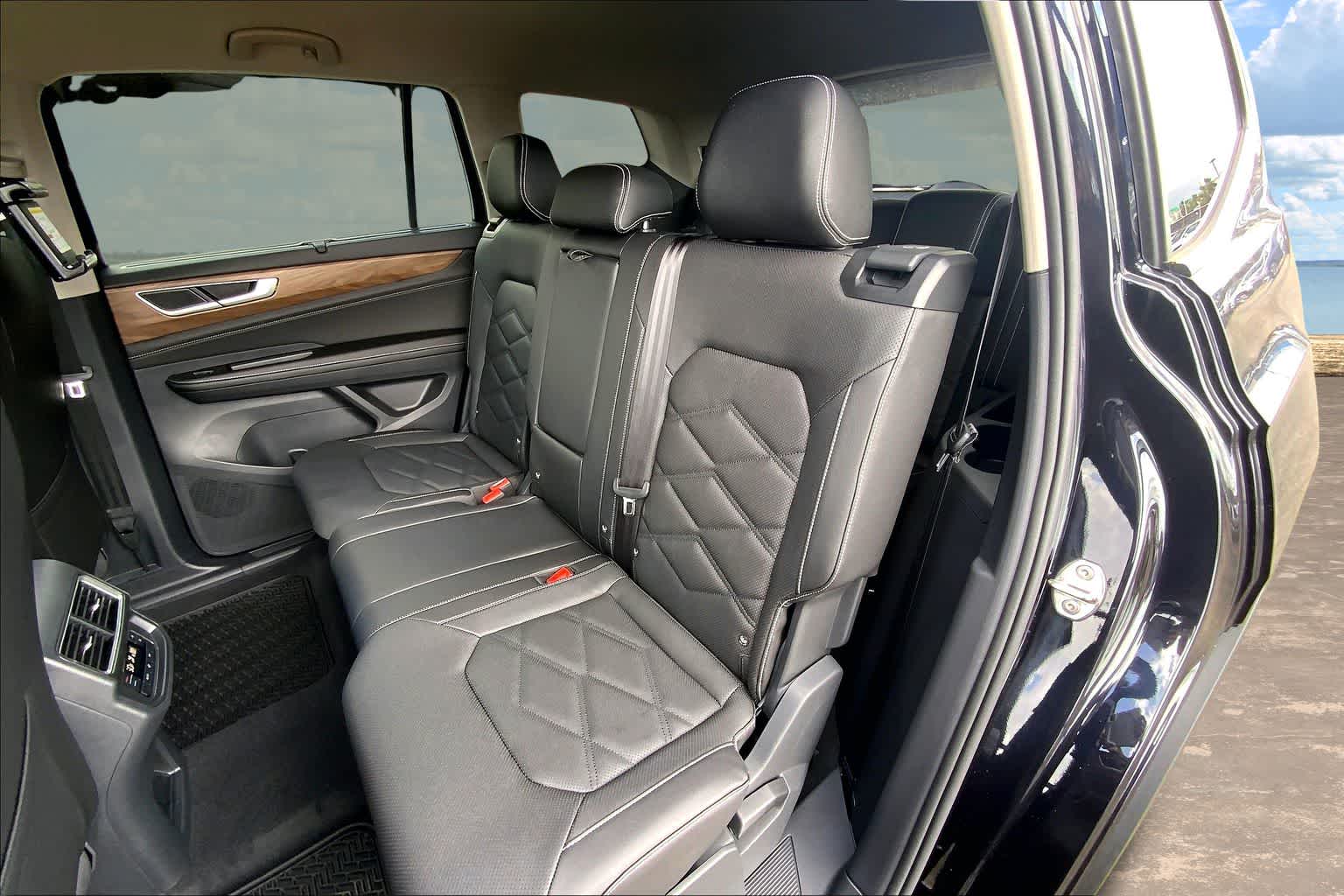 2026 Volkswagen Atlas SE w/Tech - Photo 13
