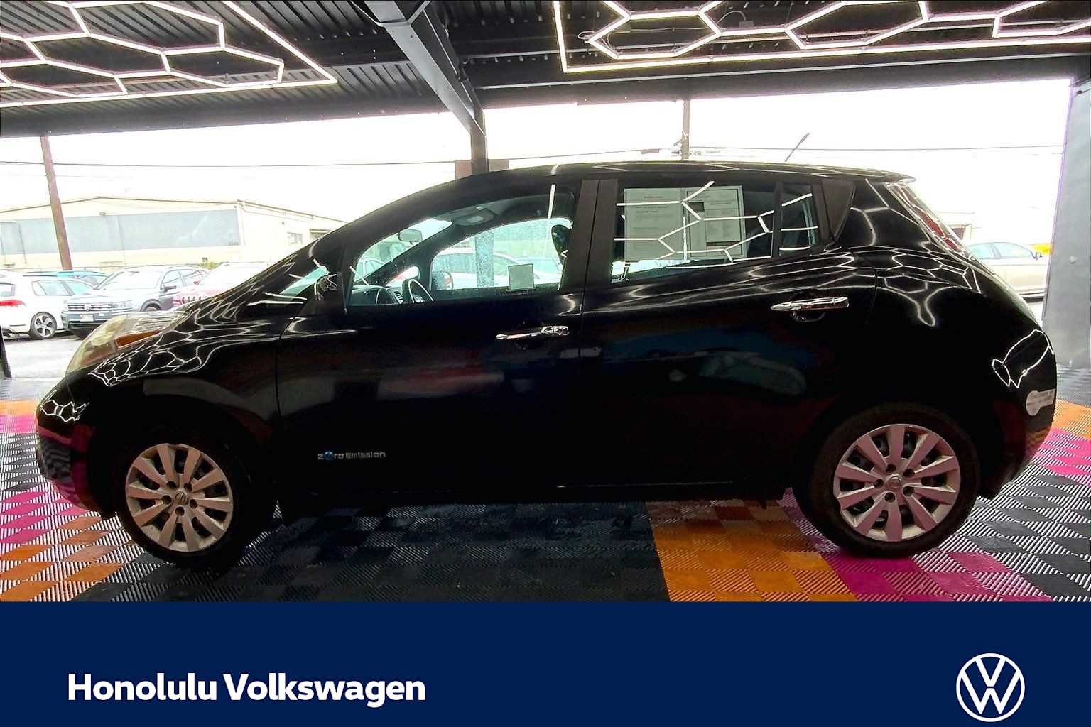 Thumbnail: 2013 Nissan Leaf - 3