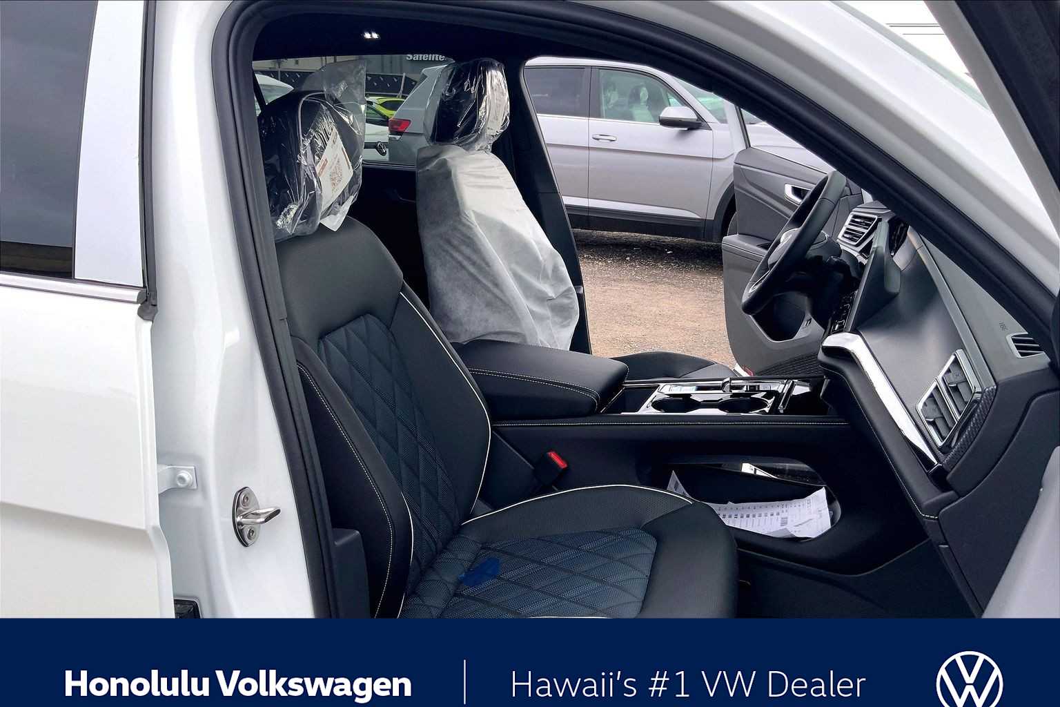 Thumbnail: 2026 Volkswagen Atlas - 14