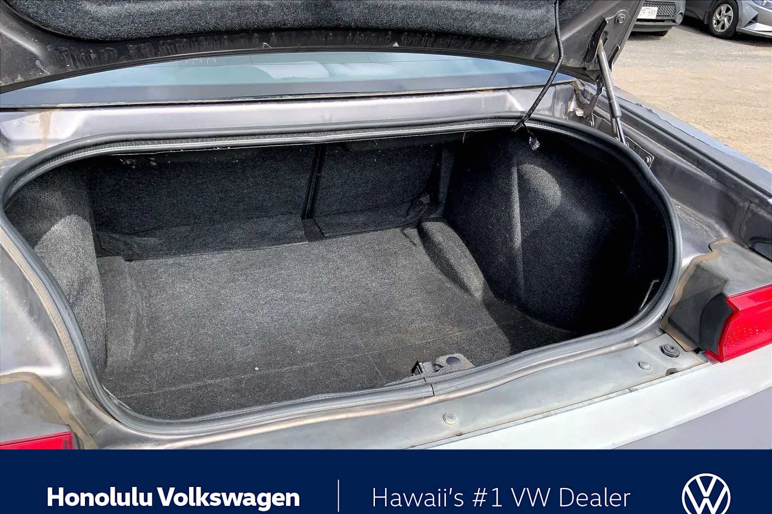 Thumbnail: 2013 Dodge Challenger - 16