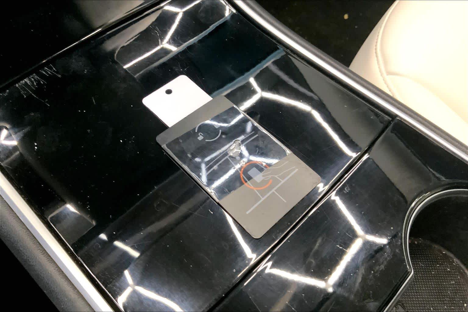 Thumbnail: 2020 Tesla Model 3 - 19
