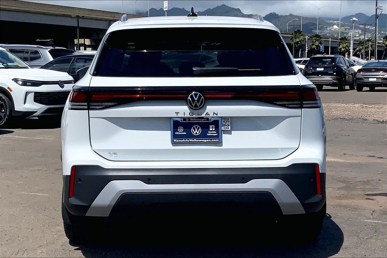Thumbnail: 2026 Volkswagen Tiguan - 5