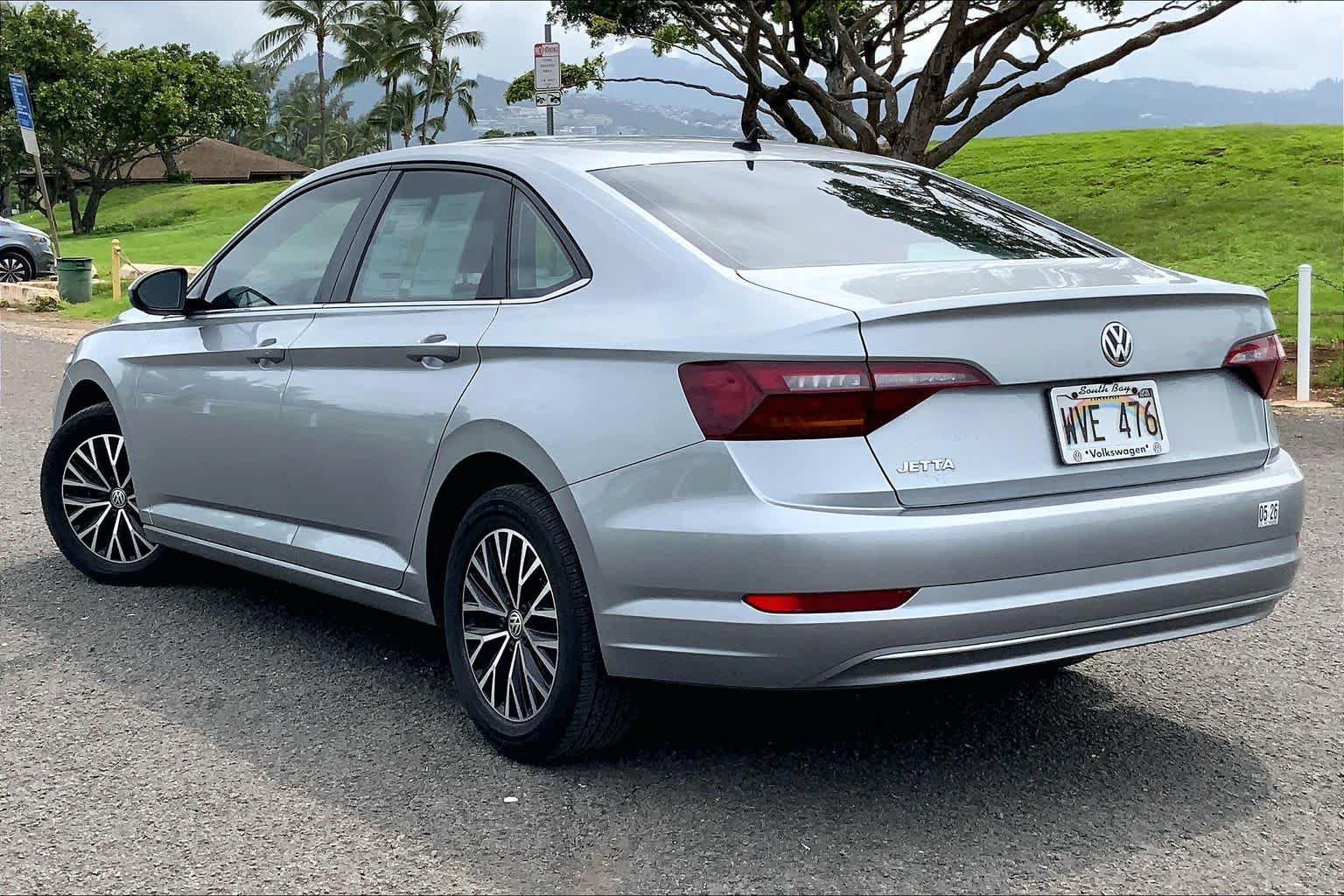 Thumbnail: 2019 Volkswagen Jetta - 4