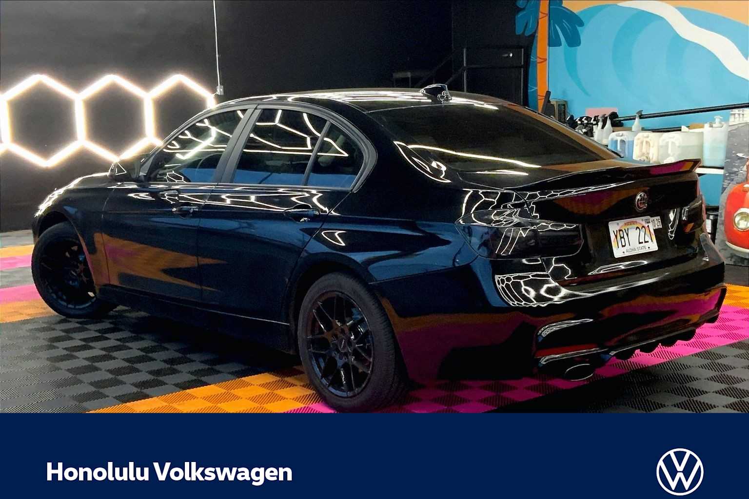 Thumbnail: 2014 BMW 3 Series - 4