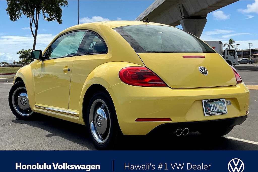 Used 2013 Volkswagen Beetle 2.5L w/PZEV Hatchback