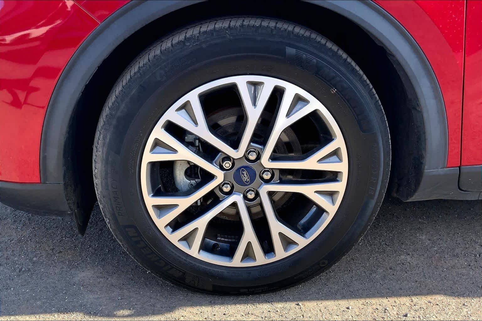 Thumbnail: 2020 Ford Escape - 8
