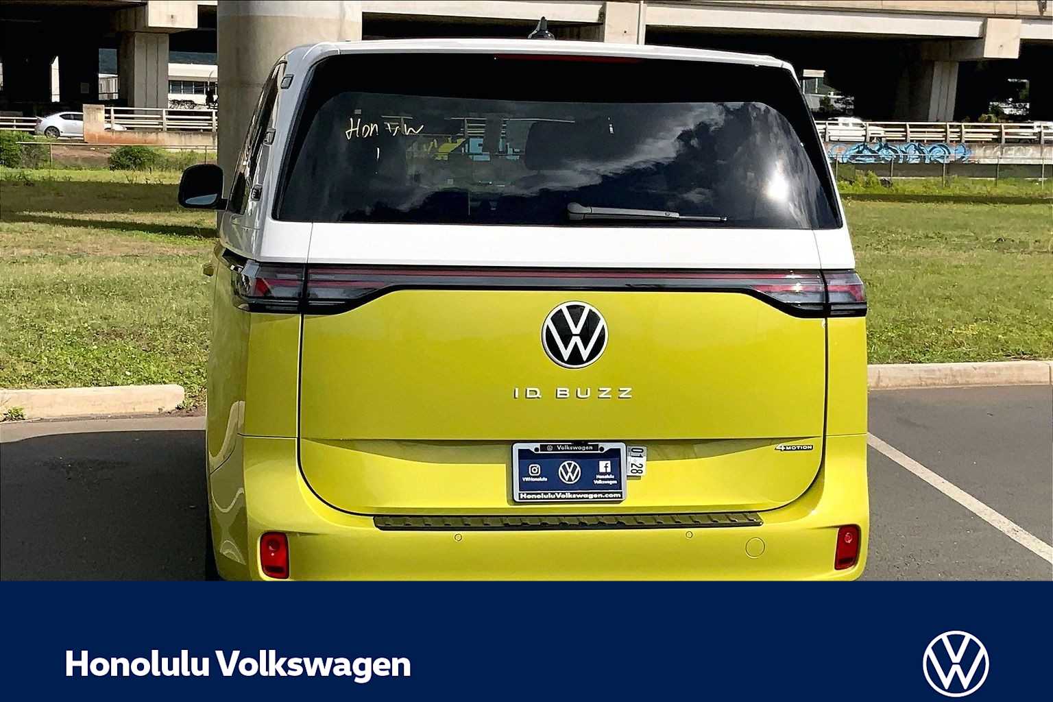 Thumbnail: 2025 Volkswagen ID.Buzz - 5