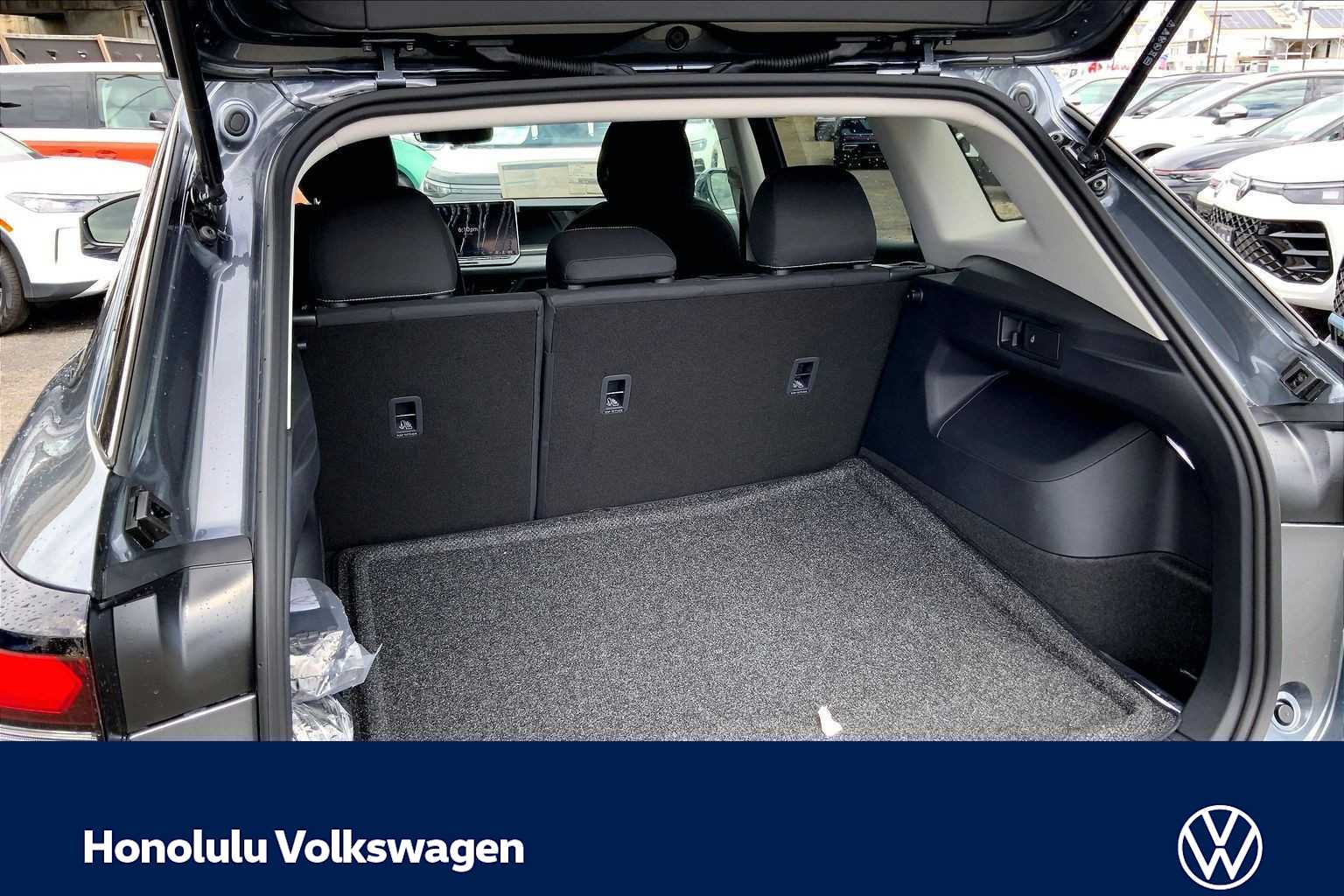 Thumbnail: 2026 Volkswagen Tiguan - 19