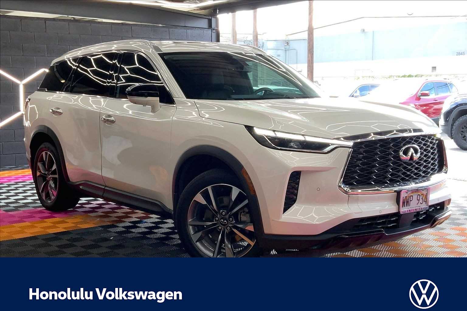 Thumbnail: 2023 INFINITI QX60 - 20