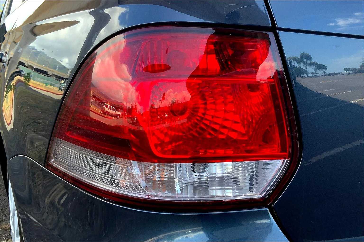 Thumbnail: 2010 Volkswagen Jetta - 31