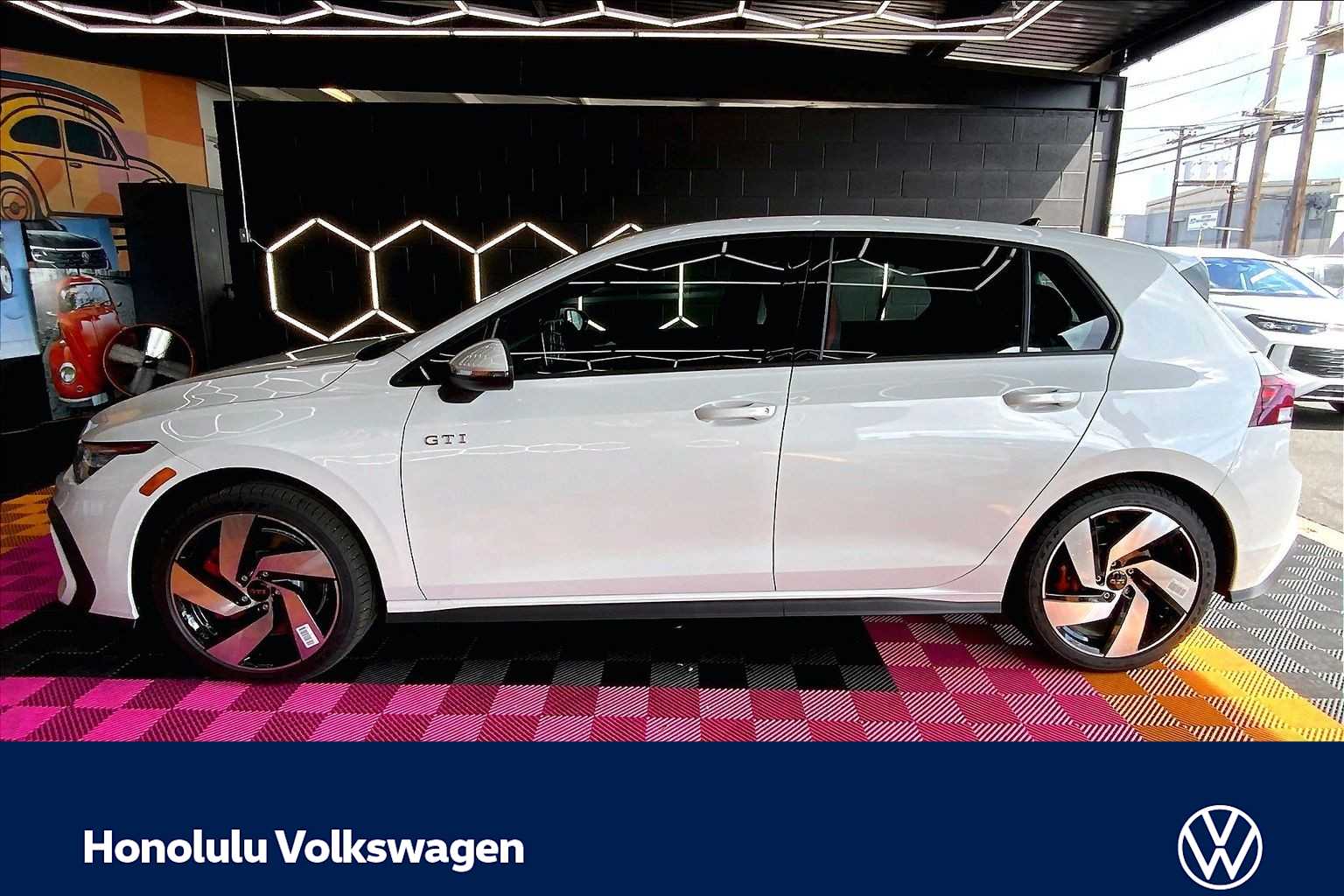 Thumbnail: 2026 Volkswagen Golf - 3