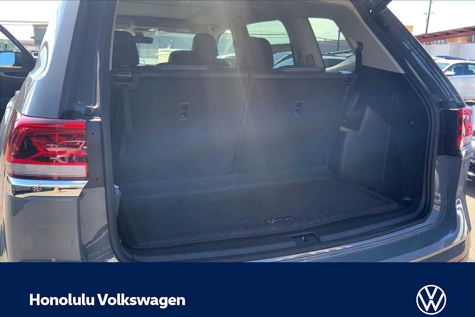 Thumbnail: 2026 Volkswagen Atlas - 19