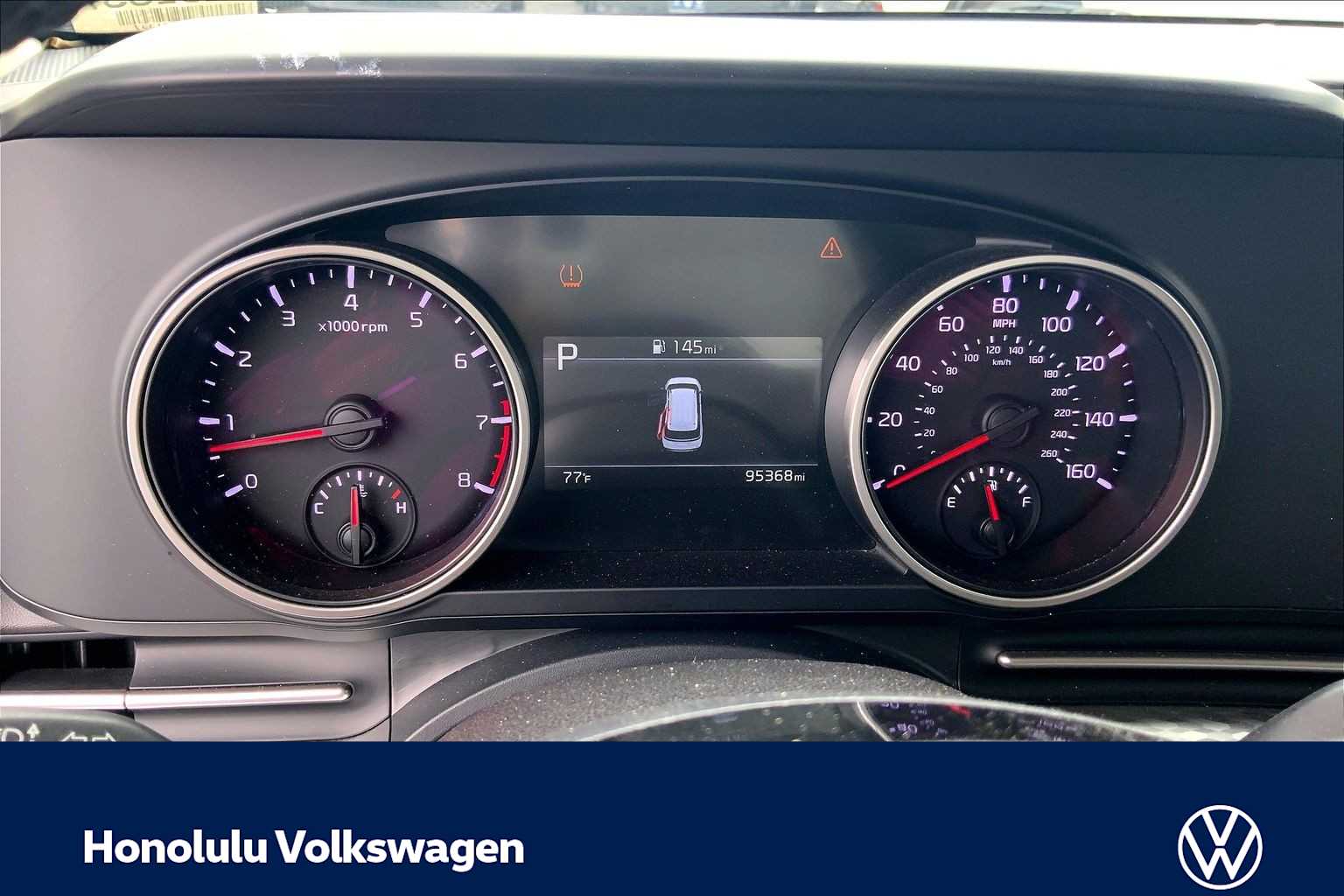 Thumbnail: 2023 Kia Carnival - 17