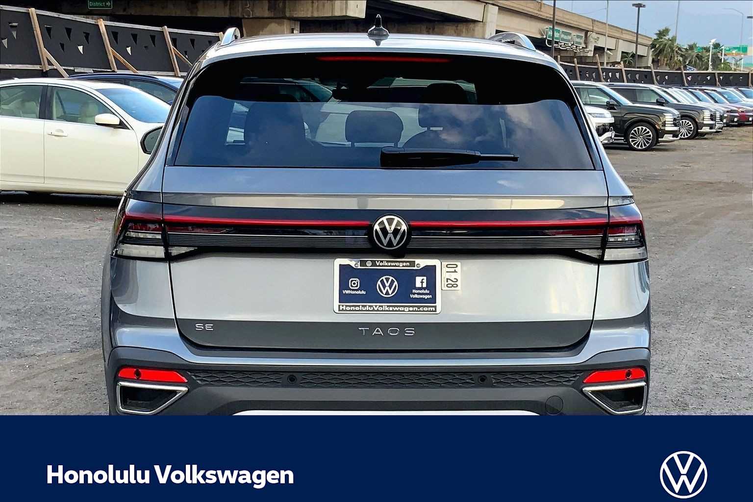 Thumbnail: 2026 Volkswagen Taos - 5