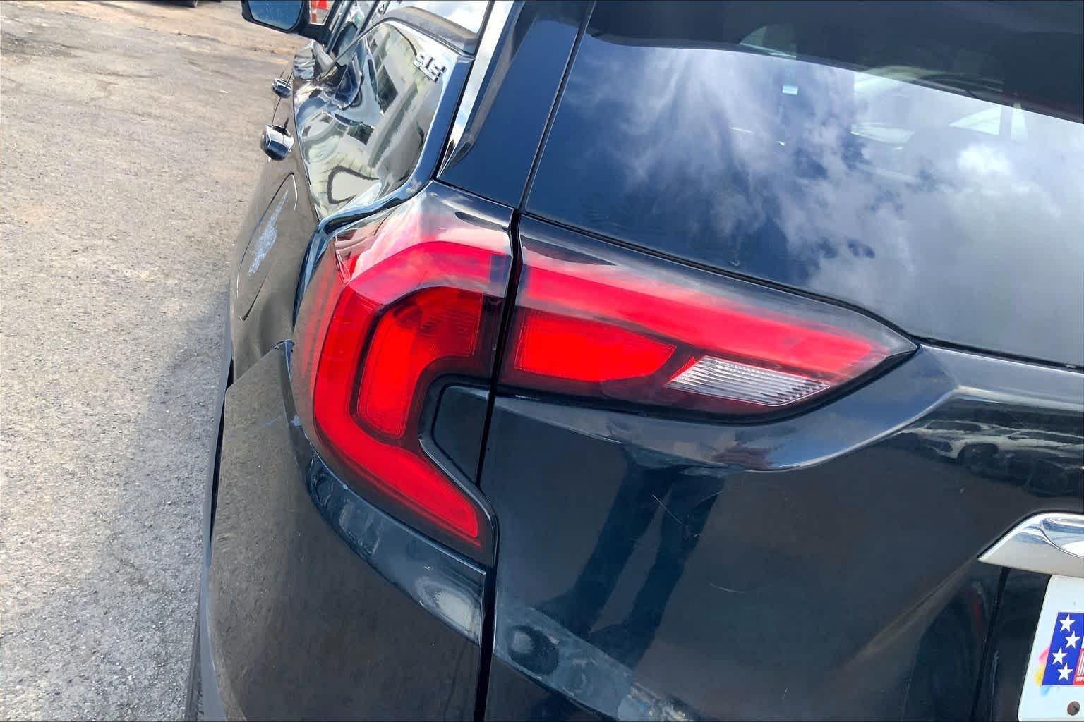 Thumbnail: 2018 GMC Terrain - 32