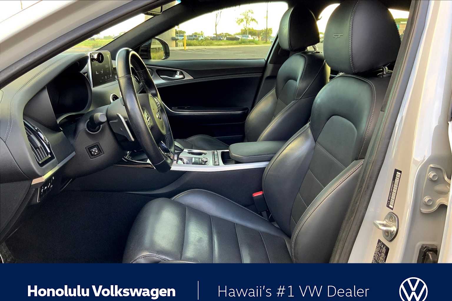 Thumbnail: 2019 Kia Stinger - 10