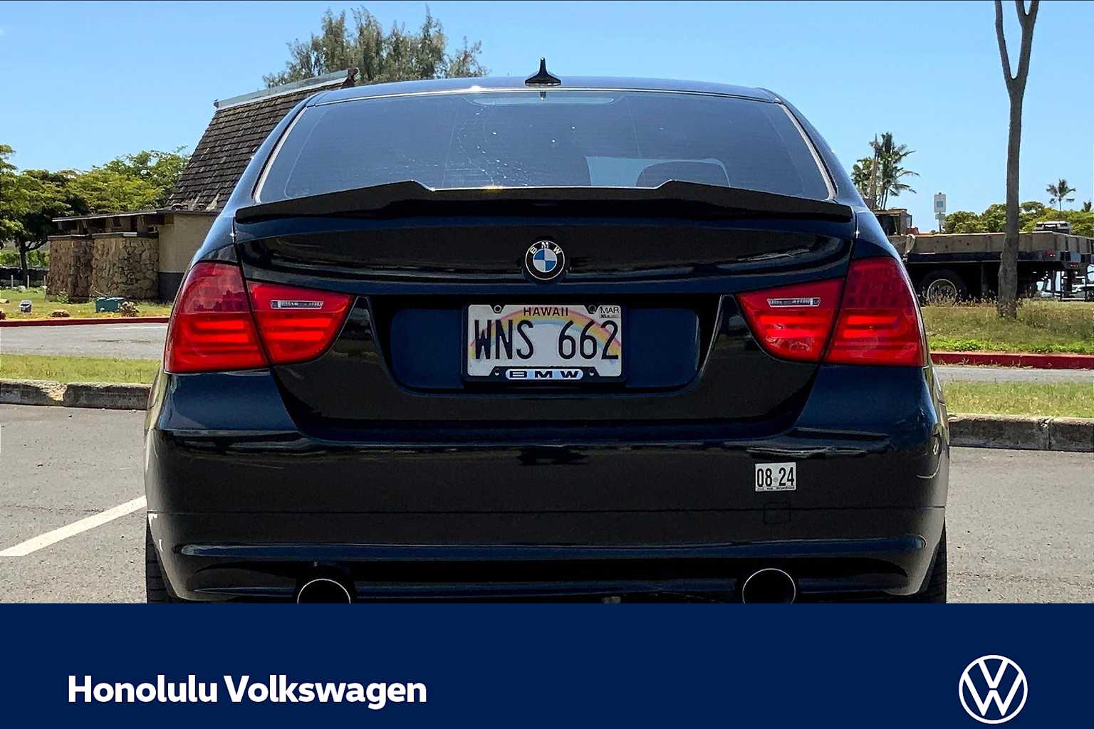 Thumbnail: 2011 BMW 3 Series - 5