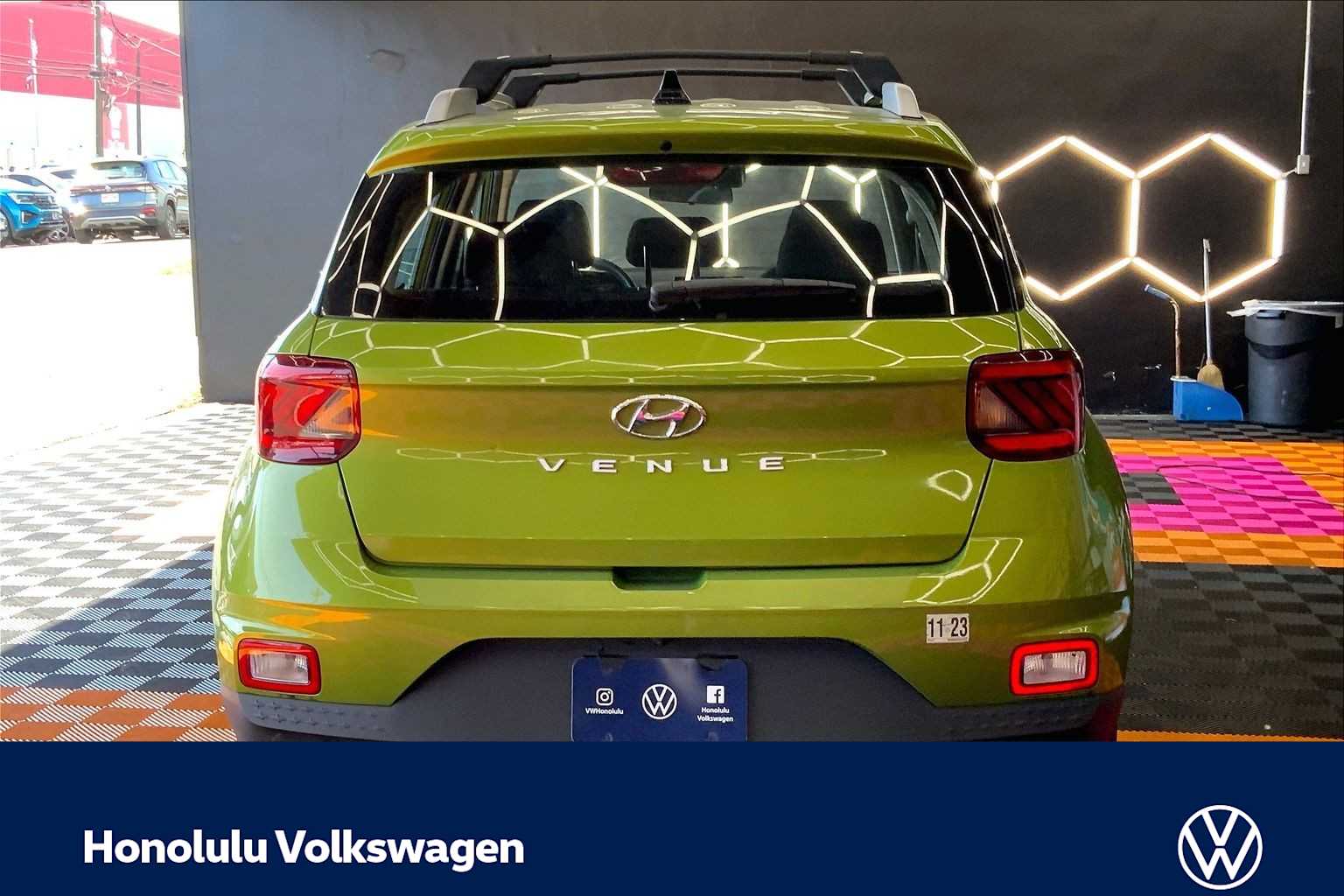 Thumbnail: 2022 Hyundai Venue - 5