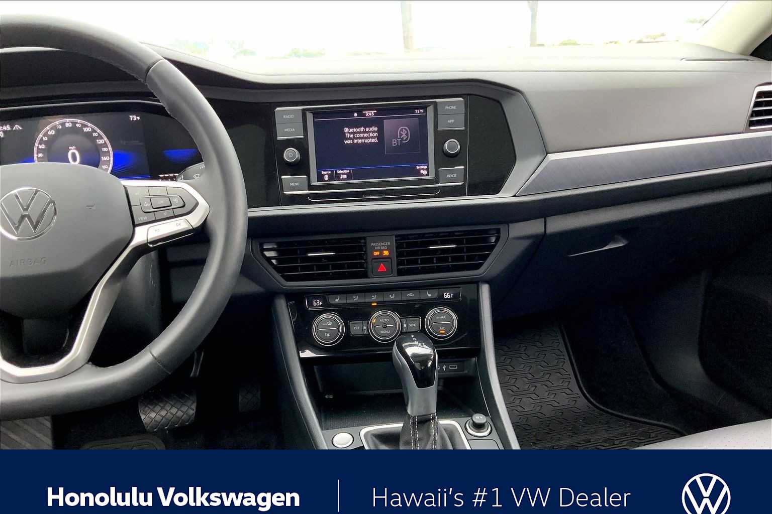 Thumbnail: 2024 Volkswagen Jetta - 15