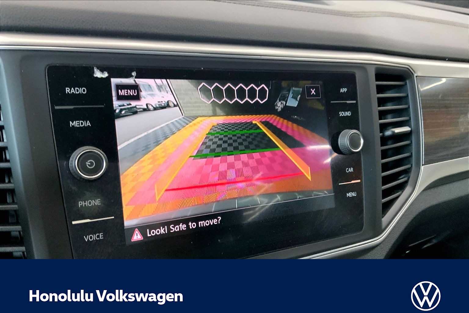 Thumbnail: 2018 Volkswagen Atlas - 26