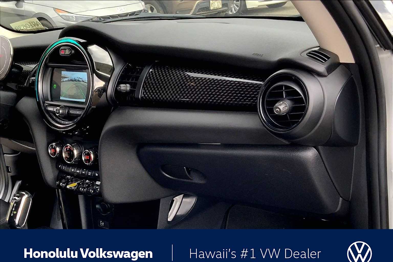 Thumbnail: 2021 MINI Cooper Hardtop - 21