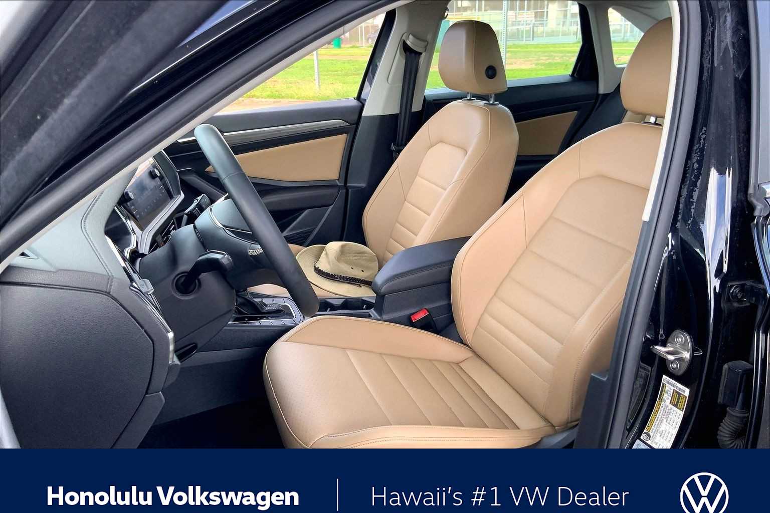 Thumbnail: 2021 Volkswagen Jetta - 10