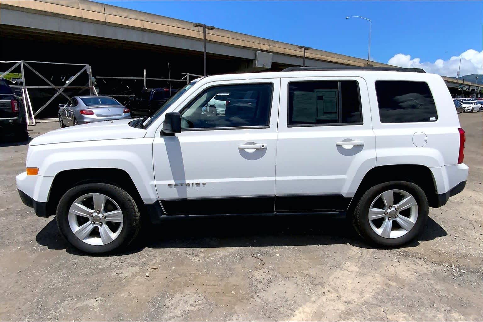 Thumbnail: 2012 Jeep Patriot - 3