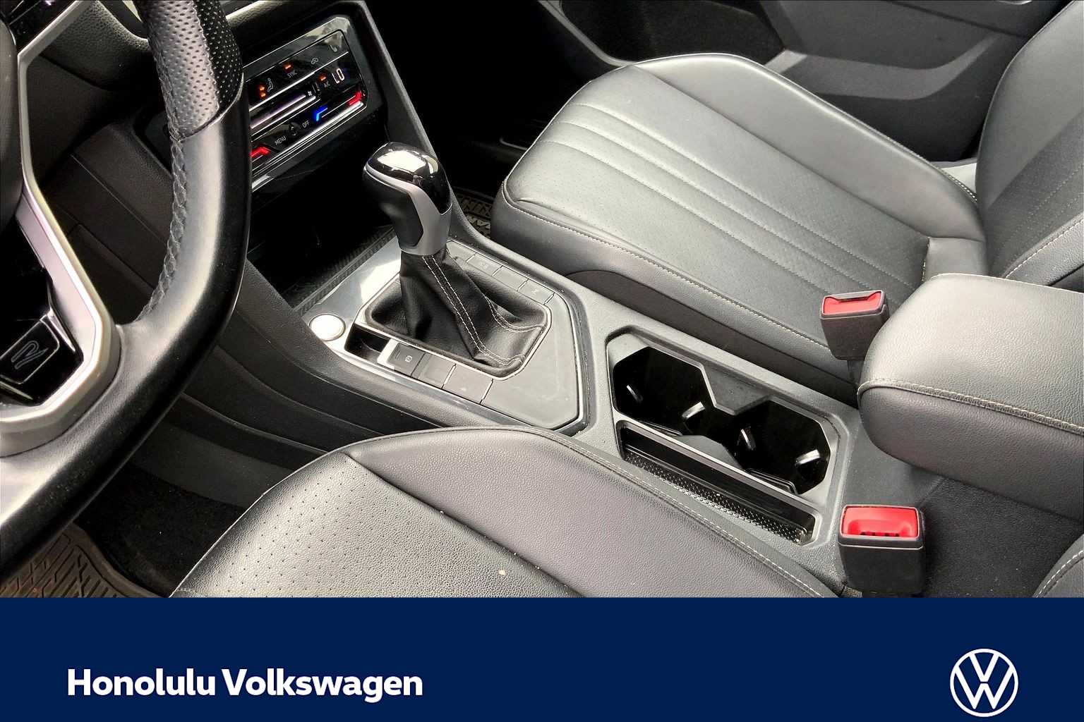 Thumbnail: 2023 Volkswagen Tiguan - 15