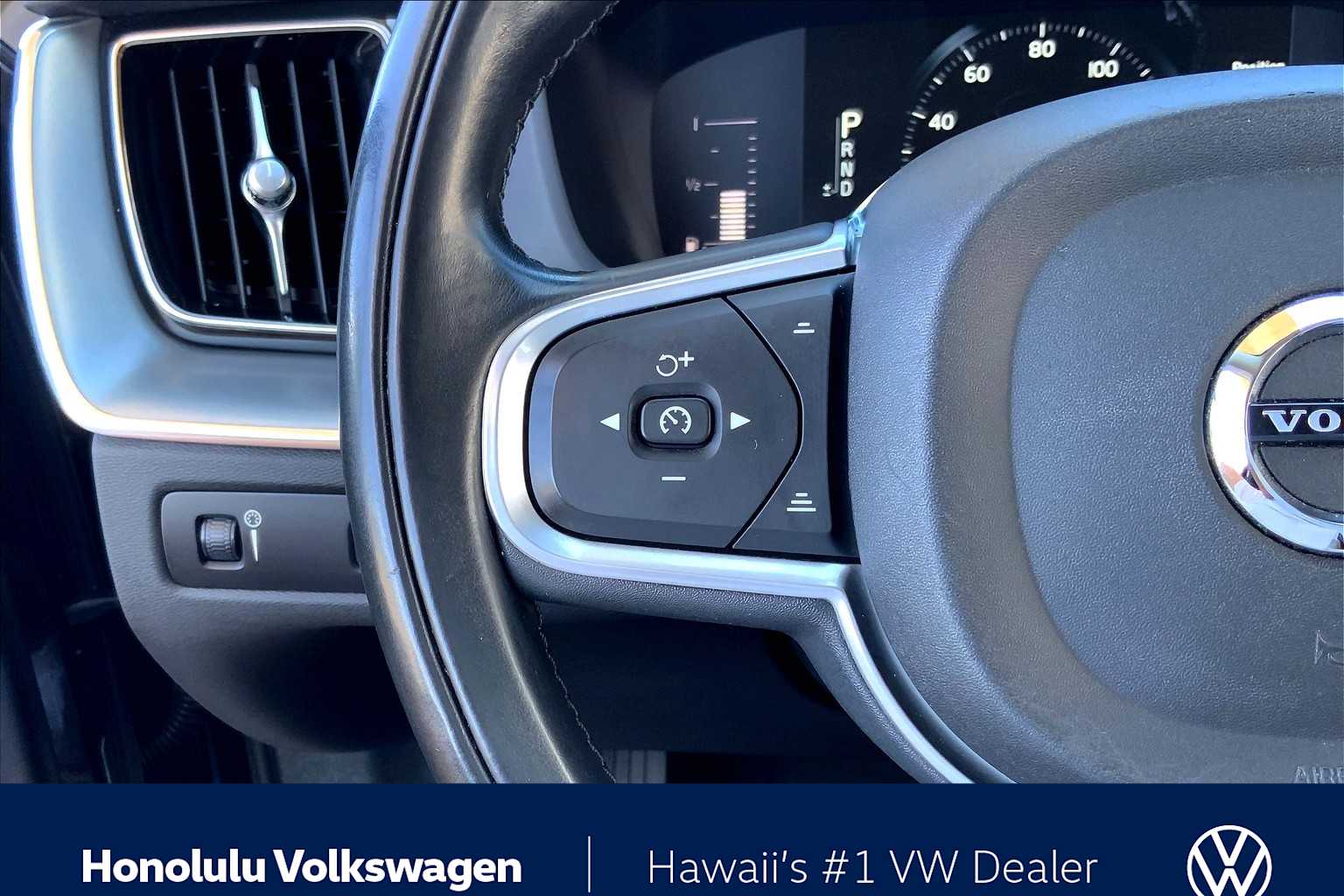 Thumbnail: 2018 Volvo XC60 - 23