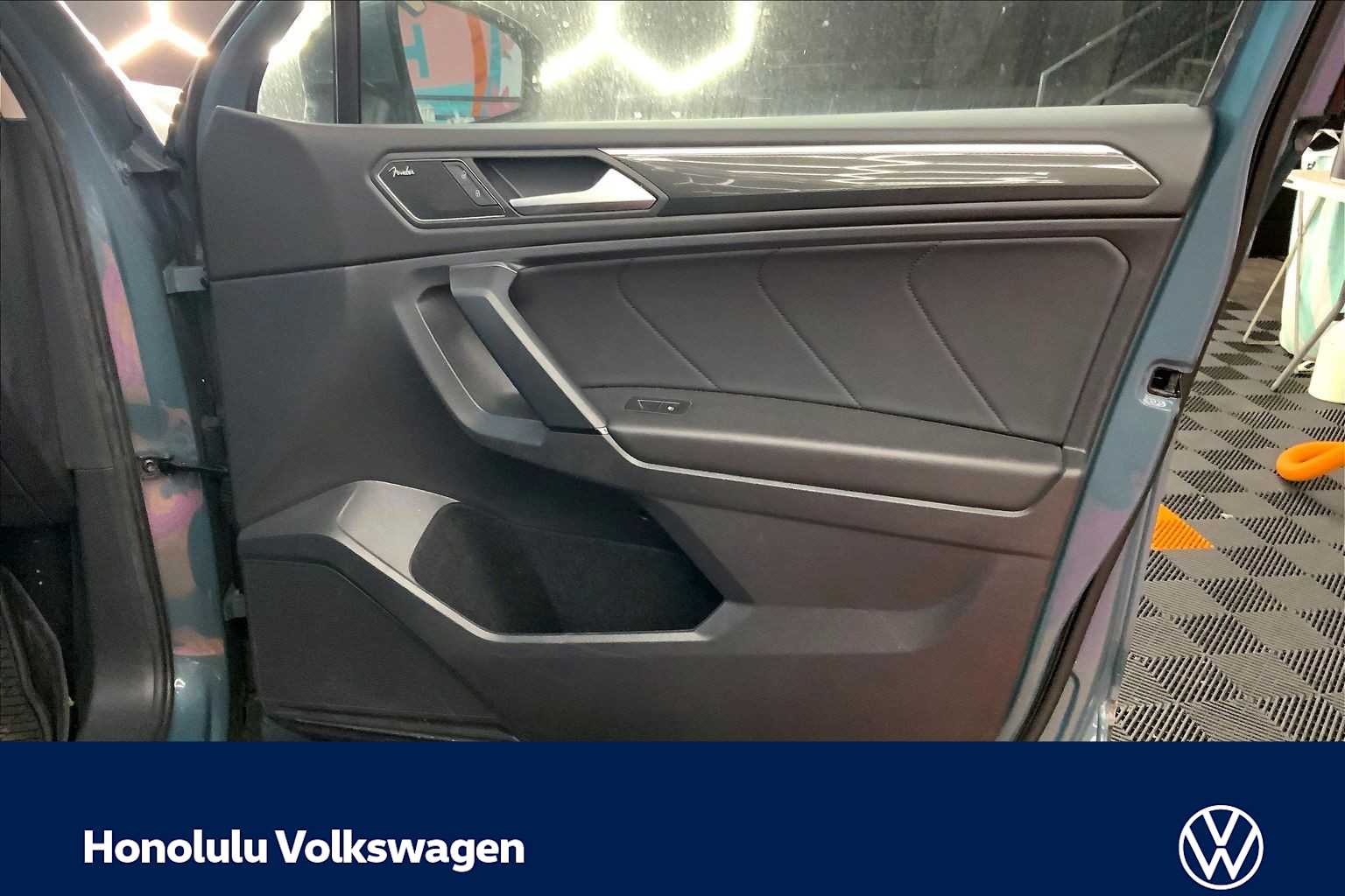 Thumbnail: 2019 Volkswagen Tiguan - 27