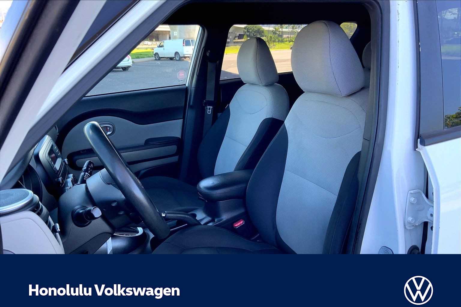 Thumbnail: 2015 Kia Soul - 10