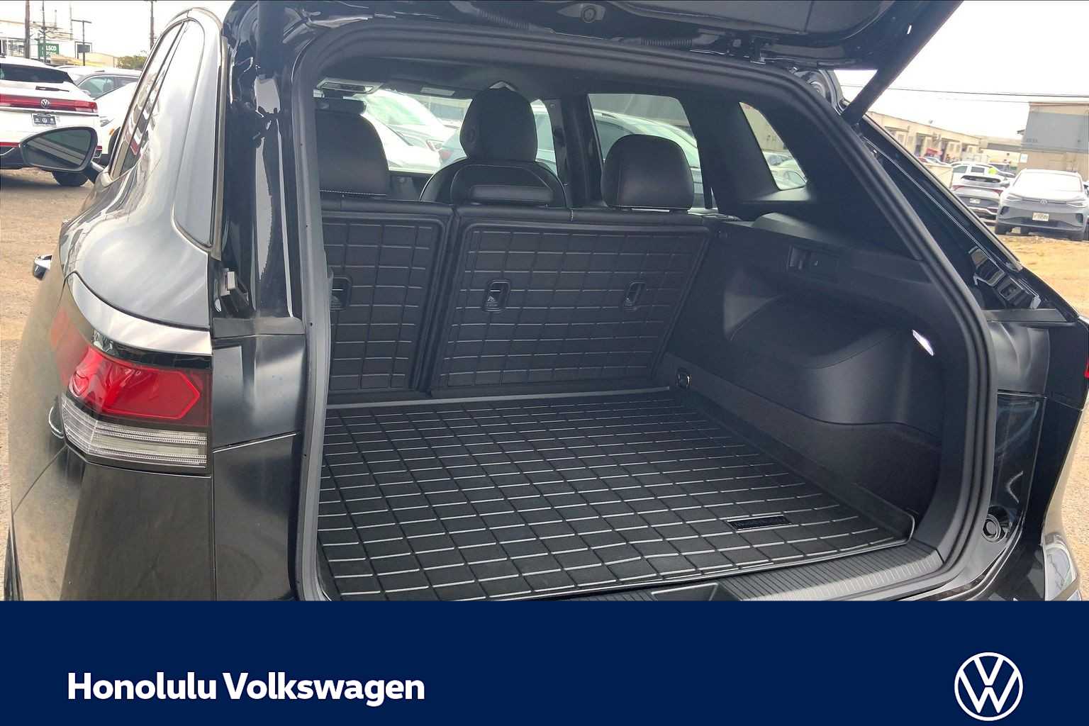 Thumbnail: 2026 Volkswagen Tiguan - 19