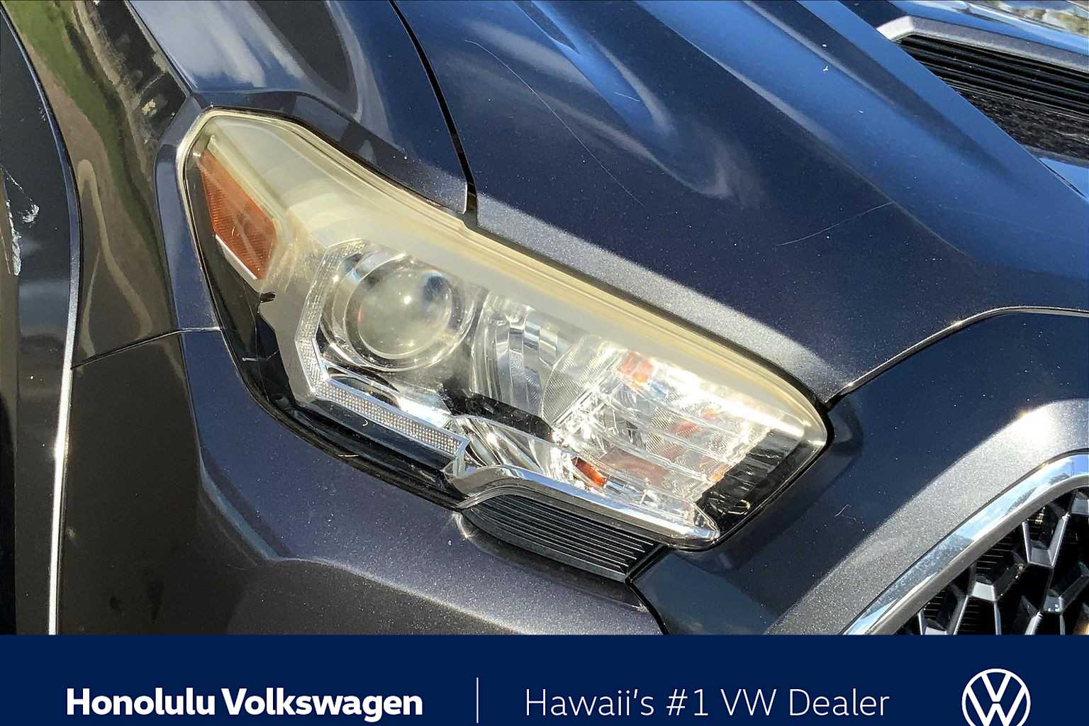 Thumbnail: 2018 Toyota Tacoma - 30