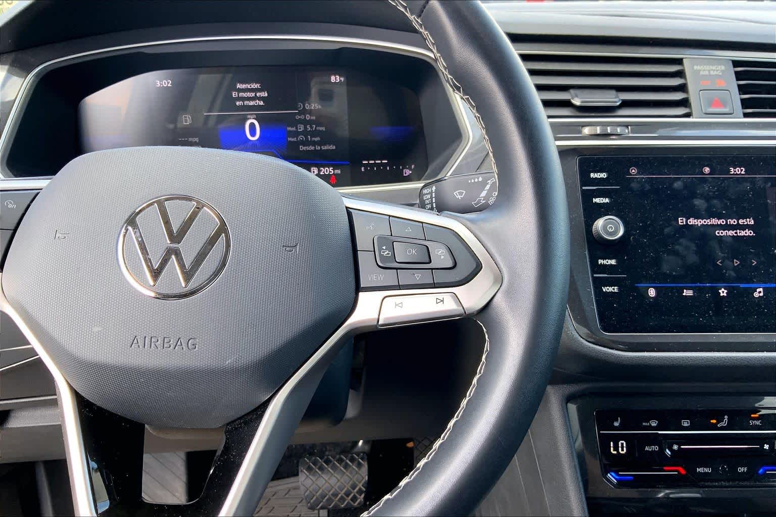 Thumbnail: 2024 Volkswagen Tiguan - 25